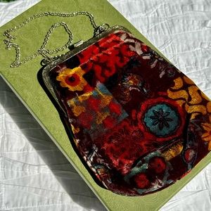 Vintage Velvet Shoulder Bag with Gold Chain